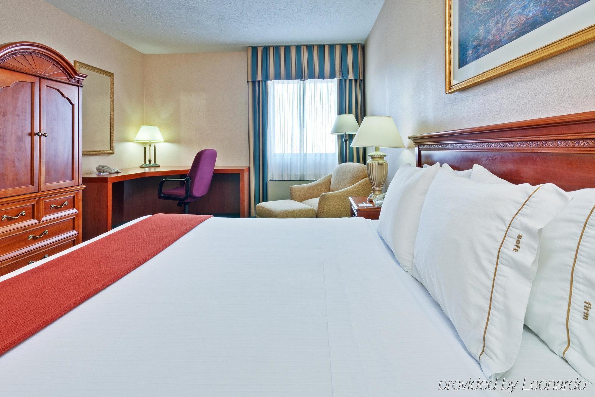 Holiday Inn Express Detroit-Warren/General Motors Technology Center By Ihg Cameră foto